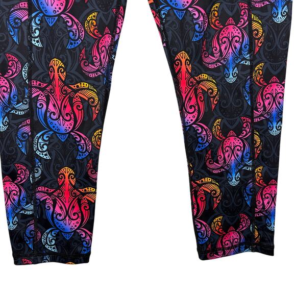 Constantly Varied Gear CVG Size S Leggings Capri Tribal Turtle Pockets Crossfit - Picture 9 of 11